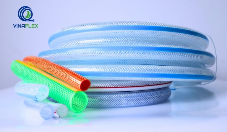 Read more about the article The Engineering Guide to Transparent Hoses: Construction, Technical Specs & Material Purity